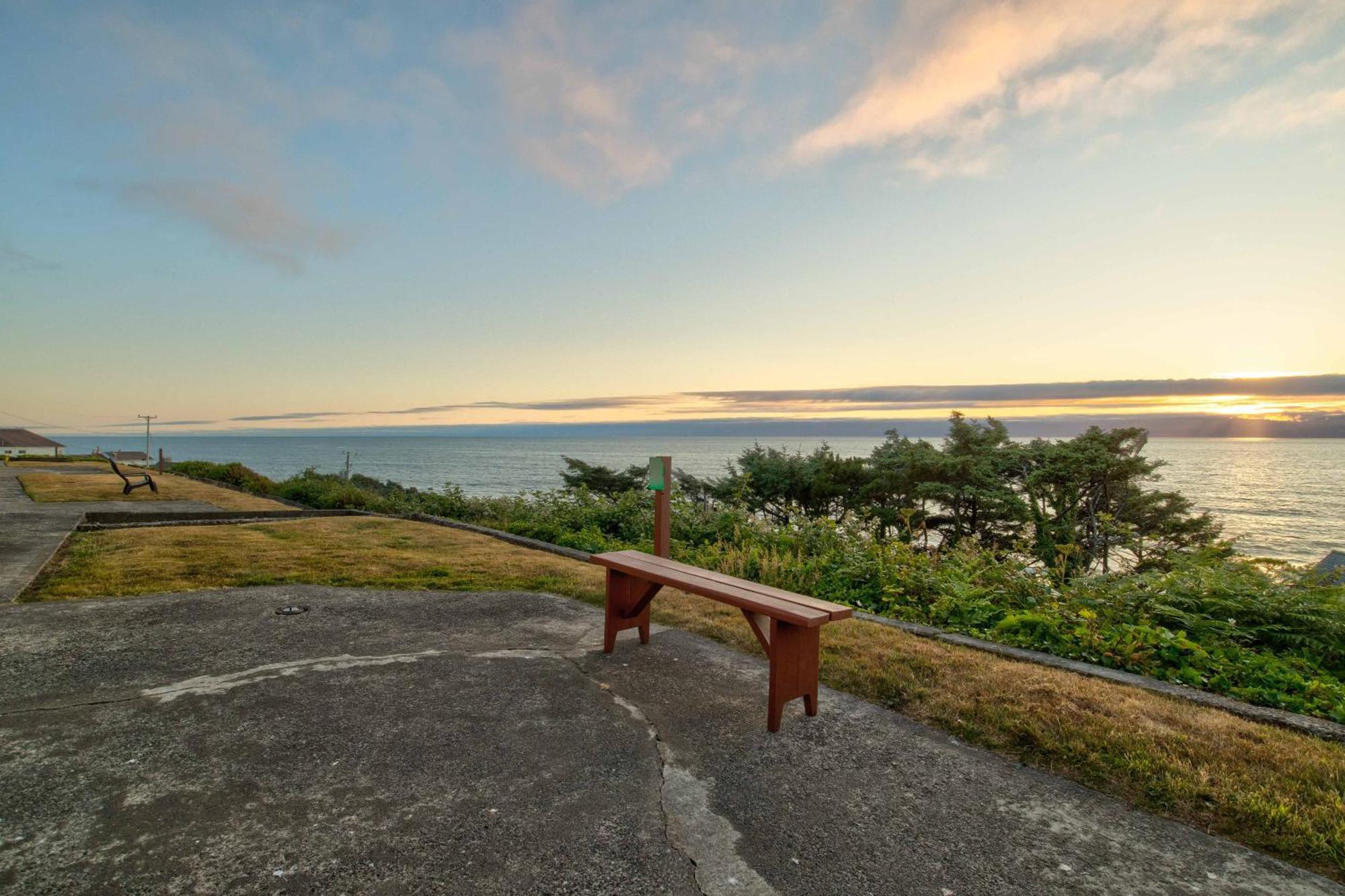 Ester Lee Oceanview Inn Lincoln City Esterno foto